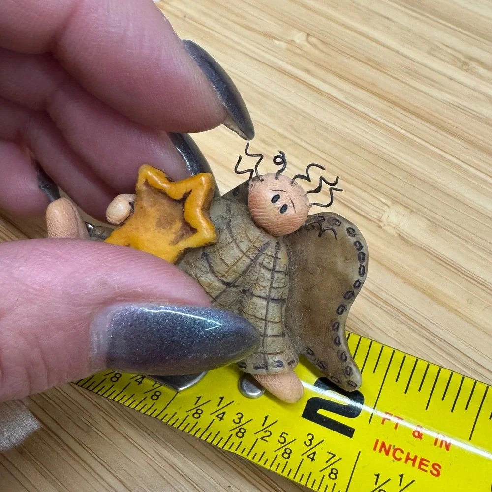 Vintage Folk Art Angel Resin Pin Primitive Plaid Gown Wire Hair Holding Star